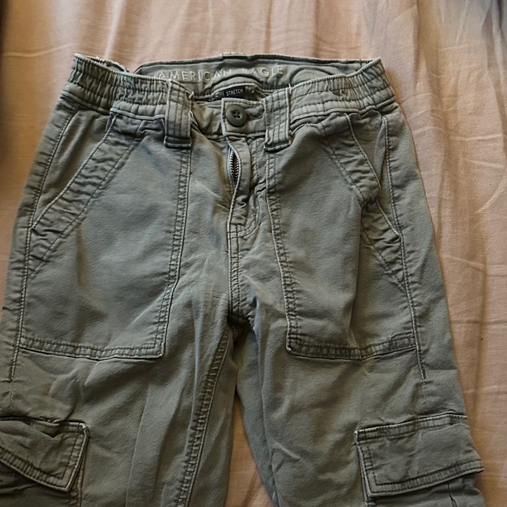 Woman’s army green American Cargo Pants